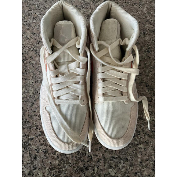 Nike Air Jordan 1 Mid SE Corduroy DA8009-108 Women Size 8.5 - Picture 1 of 12